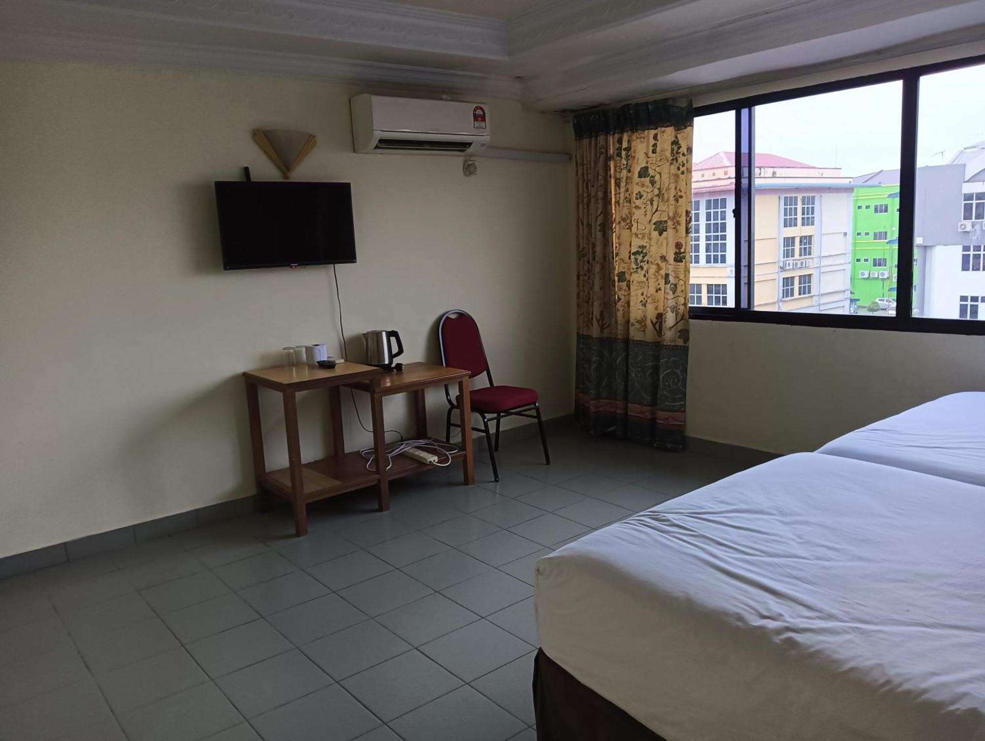 Oyo 90860 Wawasan Inn Sarikei Esterno foto