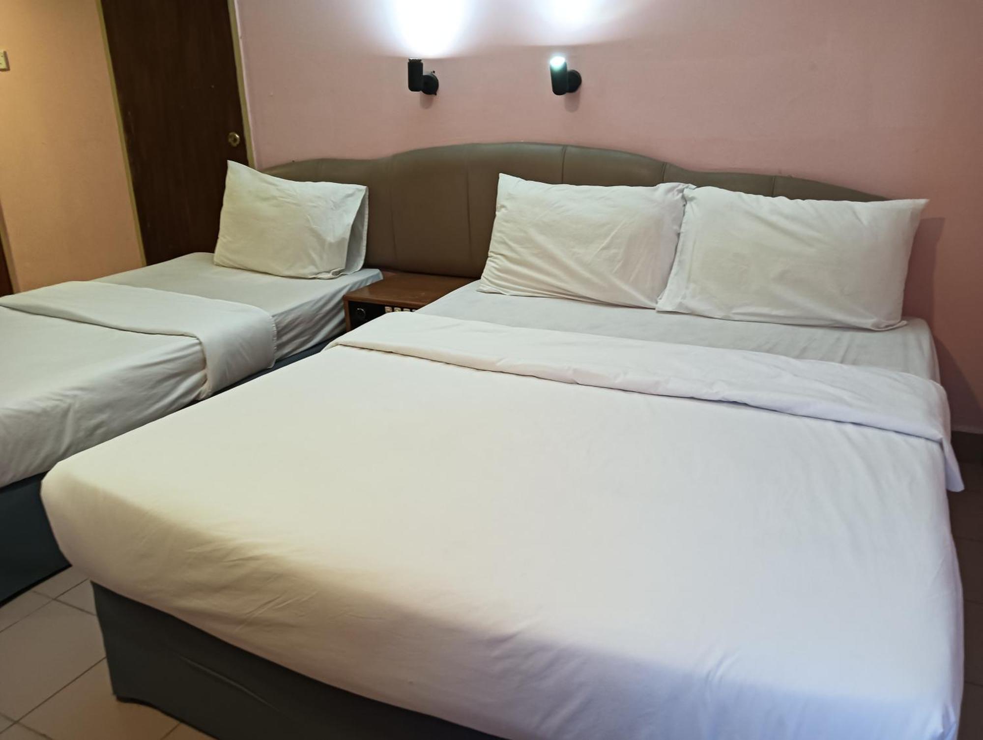Oyo 90860 Wawasan Inn Sarikei Esterno foto